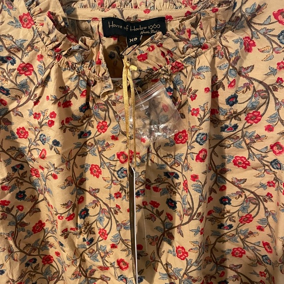 NWT House of Harlow Floral High Neck Peasant Top - Picture 2 of 3